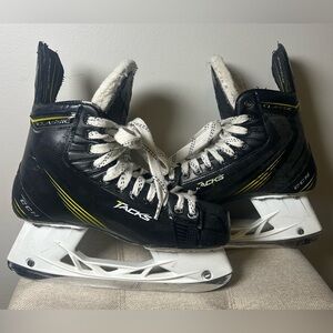 CCM Tacks Classic Senior Ice Hockey Skates Size 7 / US Shoe Size 8.5 SB +4.0